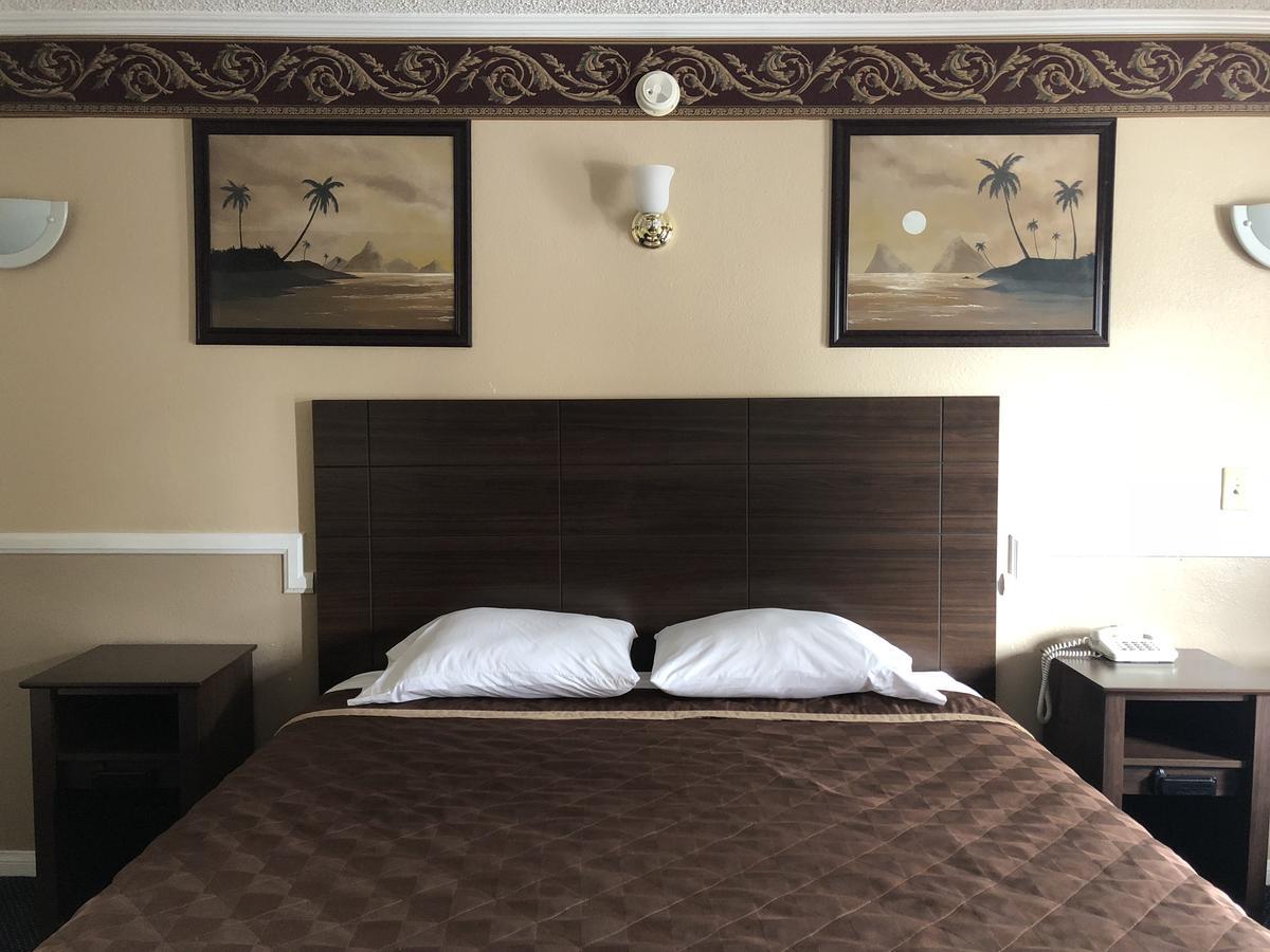 Whittier Travel Inn Extérieur photo